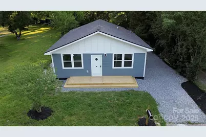 300 Center Street, Thomasville, NC 27360 - Photo 1