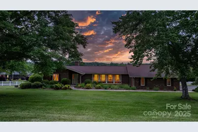 2448 Moss Farm Road, Hickory, NC 28602 - Photo 1