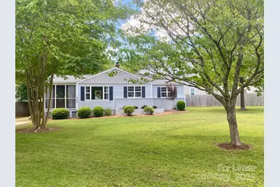 5300 Buckingham Drive, Charlotte, NC 28209 - Photo 1