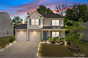 9132 Colwick Hill Ln, Charlotte, NC 28215 - Photo 1