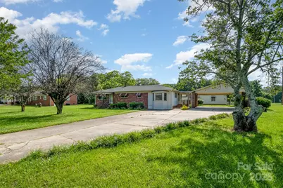 319 Glenhaven Drive, Charlotte, NC 28214 - Photo 1