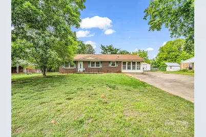 202 College Avenue, Shelby, NC 28152 - Photo 1