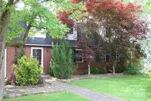 426/432 Maple St, Brevard, NC 28712 - Photo 1