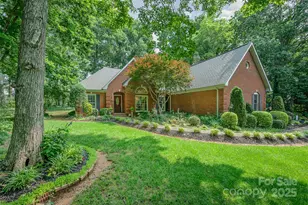 5208 Black Oak Ln, Waxhaw, NC 28173 - Photo 1