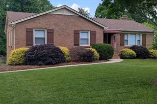 715 Gentry Pl, Charlotte, NC 28210 - Photo 1