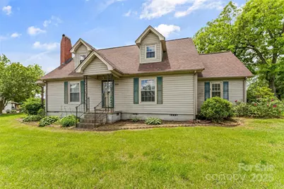 465 South Main Street, Granite Falls, NC 28630 - Photo 1