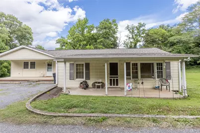 102 Lanier Street, Mount Holly, NC 28120 - Photo 1