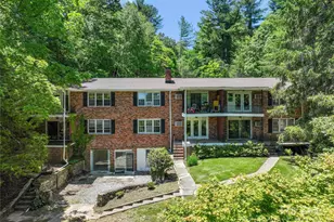 129 Westwood Dr, Hendersonville, NC 28739 - Photo 1