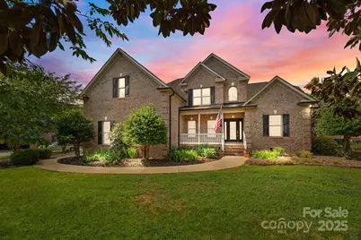 389 Ponderosa Circle, Mooresville, NC 28117 - Photo 1