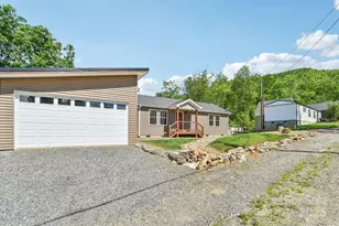 9 Circle Dr, Black Mountain, NC 28711 - Photo 1