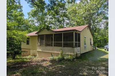 720 New Market Road, Tryon, NC 28782 - Photo 1