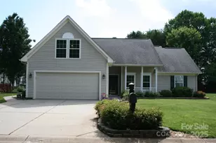 4711 Lenox Hill Pl, Charlotte, NC 28269 - Photo 1