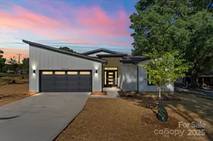 8632 Cedarbrook Dr, Charlotte, NC 28215 - Photo 1