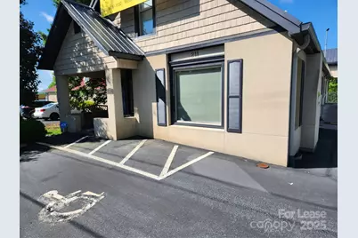 211 Linda Vista Drive, Hendersonville, NC 28792 - Photo 1