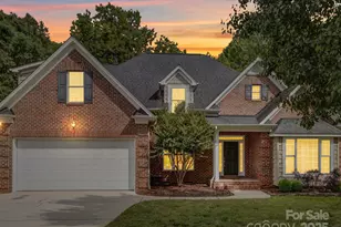 2608 Golden Bell Dr, Gastonia, NC 28056 - Photo 1