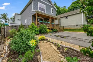 725 Center St, Asheville, NC 28803 - Photo 1