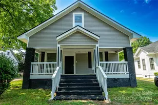 112 Hampton St, Chester, SC 29706 - Photo 1