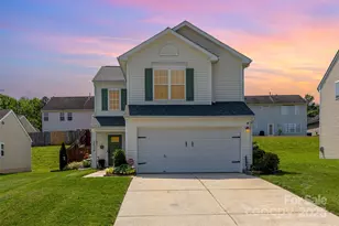 2636 Forest Grove Ct, Charlotte, NC 28269 - Photo 1