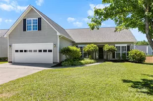 370 Running Briar Rd, Fletcher, NC 28732 - Photo 1