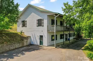 126 Sweetwater Dr, Canton, NC 28716 - Photo 1