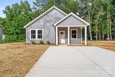 213 E Division Avenue, East Spencer, NC 28039 - Photo 1