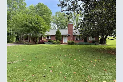 3586 US 70 Road W, Marion, NC 28752 - Photo 1