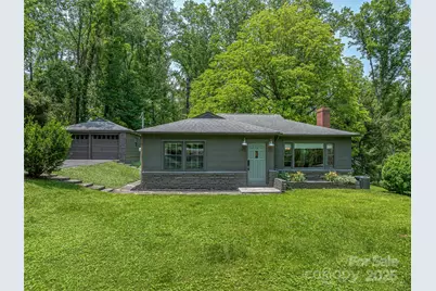 90 W Skyland Circle #1, Asheville, NC 28804 - Photo 1