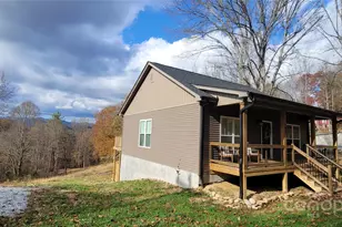 132 Connestee Rd, Brevard, NC 28712 - Photo 1