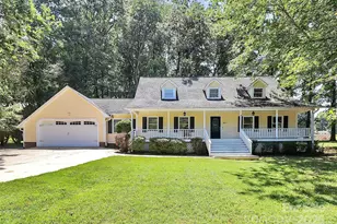 7852 Golf Course Dr N, Denver, NC 28037 - Photo 1