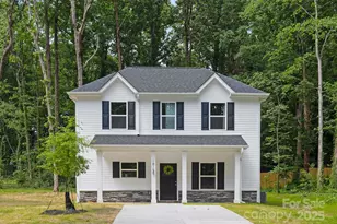 1815 Wildwood Dr, Charlotte, NC 28214 - Photo 1