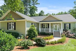 1819 Brompton Ct, Newton, NC 28658 - Photo 1