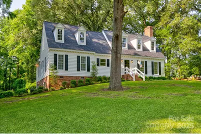 325 Chapman Street, Chesterfield, SC 29709 - Photo 1