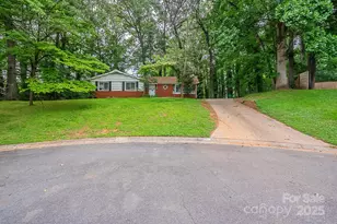 1401 Hillwood Ct, Charlotte, NC 28210 - Photo 1
