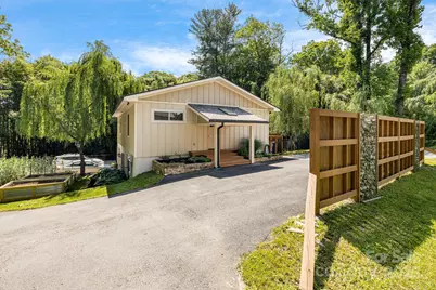 506 Hiawassee Avenue, Black Mountain, NC 28711 - Photo 1