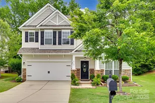 424 Castlebury Ct, Clover, SC 29710 - Photo 1