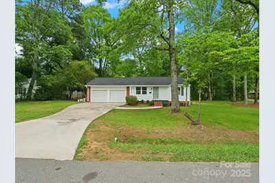 4126 Howie Circle, Charlotte, NC 28205 - Photo 1