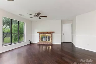 8202 Cedar Glen Dr, Charlotte, NC 28212 - Photo 1