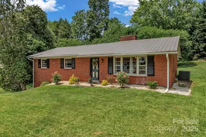 53 Belmont Street, Canton, NC 28716 - Photo 1