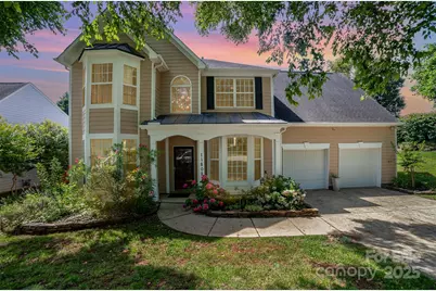 11802 Fox Glen Road, Charlotte, NC 28269 - Photo 1