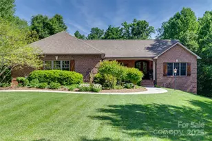 103 3rd St SW, Catawba, NC 28609 - Photo 1