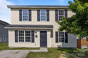 3527 Crestridge Dr, Charlotte, NC 28217 - Photo 1