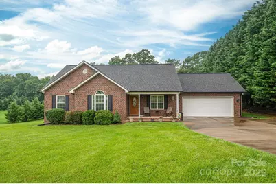 1483 Dawnview Lane, Lincolnton, NC 28092 - Photo 1