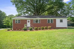 346 Fieldstone Cir, Statesville, NC 28677 - Photo 1