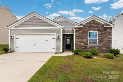 10410 Bradstreet Commons Way, Charlotte, NC 28215 - Photo 1