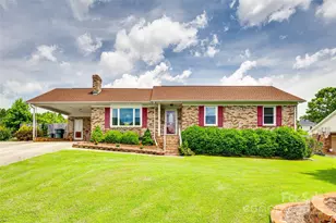 3903 Graywood Dr, Gastonia, NC 28052 - Photo 1