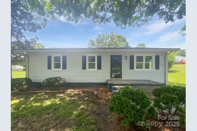 908 McCollough Street, Statesville, NC 28677 - Photo 1