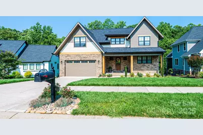 3741 9th Street Court NE, Hickory, NC 28601 - Photo 1