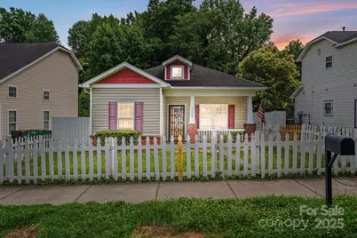 2723 Craddock Avenue, Charlotte, NC 28208 - Photo 1