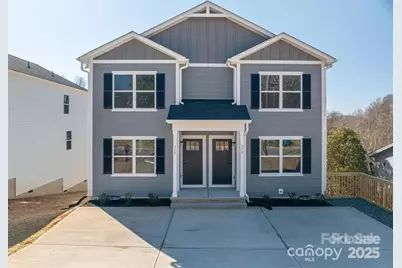 717 7th Avenue SW, Hickory, NC 28602 - Photo 1