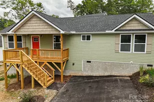 110 Deaver Park Cir, Asheville, NC 28806 - Photo 1